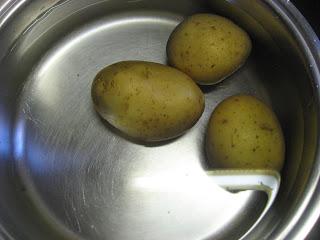 PATATAS CON DOS SABORES Y CRUJIENTES PATATAS CON DOS SABORES Y CRUJIENTES