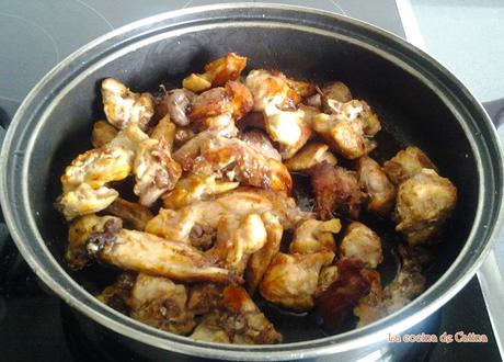 Conejo al ajillo Conejo al ajillo