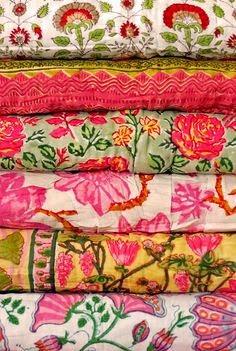 Cómo vestir tu camas esta temporada? Mix de colores y estampados