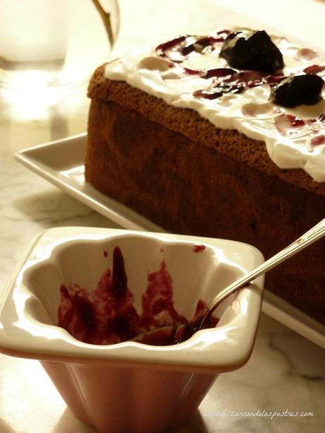 Pastel con Harina Teff, Mascarpone y Cerezas Pastel con Harina Teff, Mascarpone y Cerezas