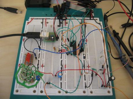 Control domestico mediante un smartphone usando ingeniería inversa Picture of Hardware: prototype