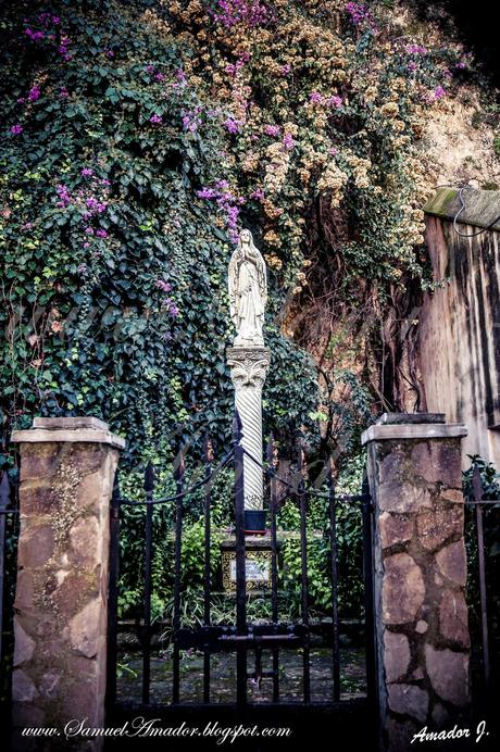 ZAHARA de la SIERRA (Cádiz): Fotografías en Color