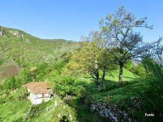 Las Viñas-Pando-Alto el Vildéu-Corés-Perlunes-Gúa-Pola de Somiedo