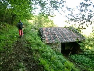 Las Viñas-Pando-Alto el Vildéu-Corés-Perlunes-Gúa-Pola de Somiedo