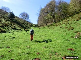 Las Viñas-Pando-Alto el Vildéu-Corés-Perlunes-Gúa-Pola de Somiedo