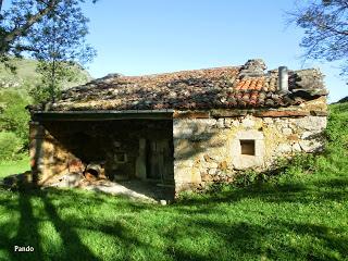 Las Viñas-Pando-Alto el Vildéu-Corés-Perlunes-Gúa-Pola de Somiedo