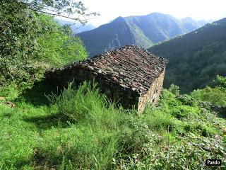 Las Viñas-Pando-Alto el Vildéu-Corés-Perlunes-Gúa-Pola de Somiedo