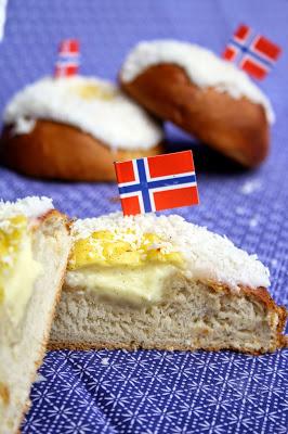 Skolebrød, bollos de crema noruegos