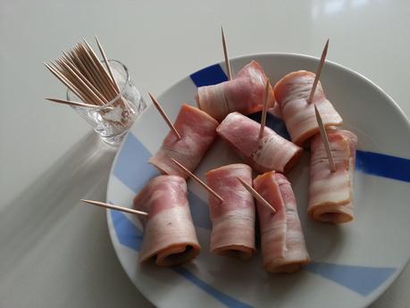DATILES CON BACON DATILES CON BACON