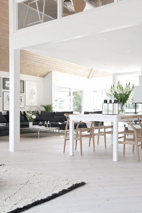 inspiracion-deco-salon-nordico-blanco-negro-madera