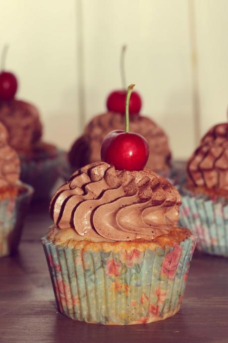 CUPCAKES DE NUTELLA CUPCAKES DE NUTELLA
