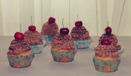 CUPCAKES DE NUTELLA CUPCAKES DE NUTELLA