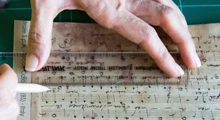 Paso 1.- Marcar el cuadrado con lápiz en el papel Paso 1.- Marcar el cuadrado con lápiz en el pape