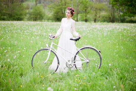 Novia de campo, yellow bells