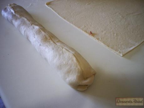 Beyti kebab (Masa lavash sobre relleno) Beyti kebab (Masa lavash sobre relleno)