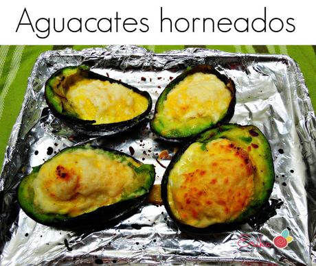 Aguacates horneados con queso Mozzarella Aguacates horneados con queso Mozzarella