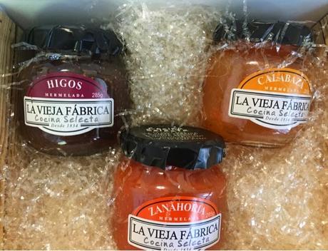 Hamburguesa de Salmón con mermelada de calabaza. Hamburguesa de Salmón con mermelada de calabaza.