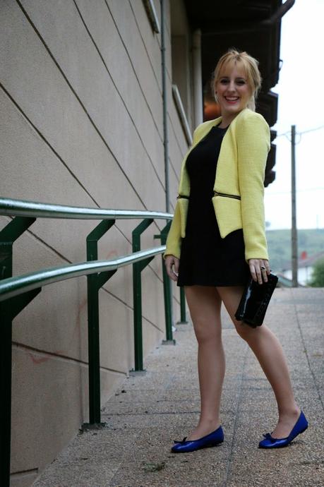 Un toque de amarillo Un toque de amarillo