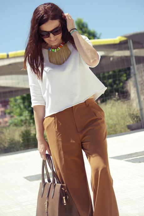 Pantalón estilo palazzo Pantalón estilo palazzo