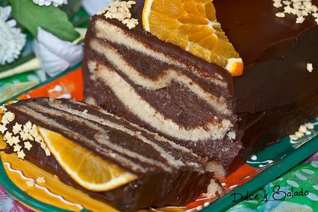 Pastel de Trufa de Chocolate y Avellanas con Naranja Confitada