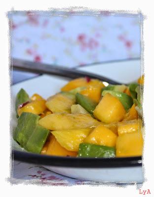 Salsa de mango y aguacate... para el reto Color y sabor de temporada