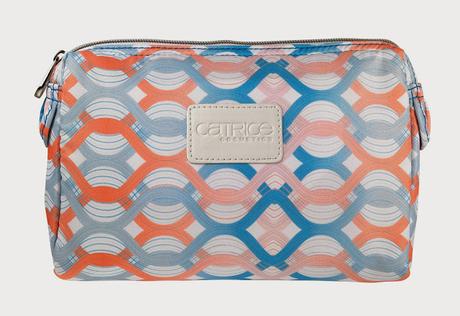 Lista para viajar con Travel De Luxe de Catrice travel de luxe, catrice, cosmetic bag