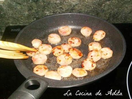 Butifarra, con patatas suflé Butifarra, con patatas suflé