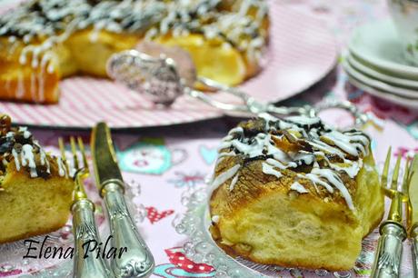 Pastelitos daneses de nueces pecanas y canela Pastelitos daneses de nueces pecanas y canela