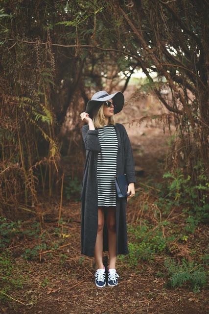 STREET STYLE INSPIRATION ; NAVY STRIPES.-