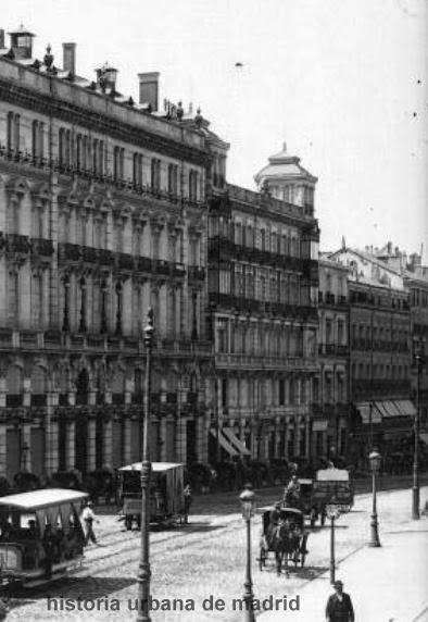 Franco y Romero, sombreros por la calle de Alcalá. Madrid, 1920