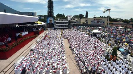 RELIGIÓN: Monseñor Óscar Arnulfo Romero , beatificado. 150523211520_romero_beatificacion_general_624.jpg