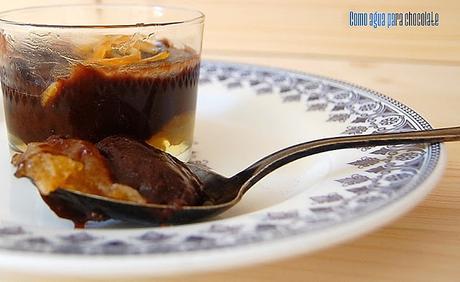 CREMA DE CHOCOLATE CON NARANJA CONFITADA CON UN TOQUE SALADO.