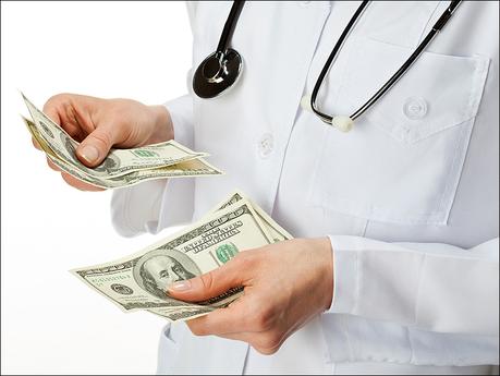 ¿Están los médicos estadounidenses pagados mal?