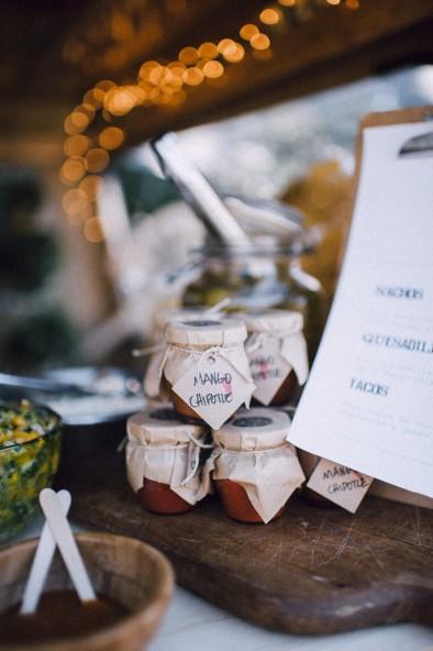 Haz de tu boda una foodtruck wedding! tarritos mermelada boda www.bodasdecuento.com