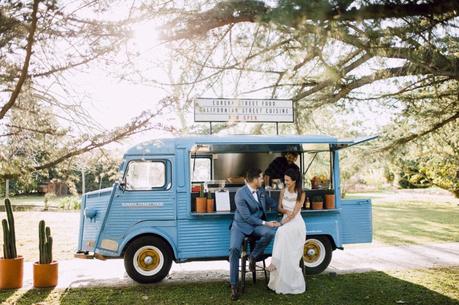 Haz de tu boda una foodtruck wedding! boda food truck www.bodasdecuento.com
