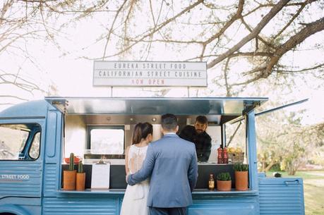 Haz de tu boda una foodtruck wedding! boda street food www.bodasdecuento.com