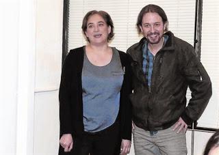 Candidata apoyada por Podemos gana alcaldía de Barcelona. Candidata apoyada por Podemos gana alcaldía de Barcelona.