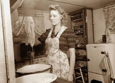 Stephane Furber: Daphne (4): Stephane Furber: Daphne (4):