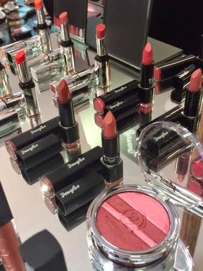 Beautify You, la nueva colección de maquillaje de Douglas . Beautify You, la nueva colección de maquillaje de Douglas .