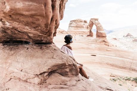 Arches National Park Arches_National_Park-Utah-Dead_Horse_Point-Canyonlands-Off_The_Shoulder_Top-Bandana_Turbant-Converse-Travel_Look-Outfit-Collage_Vintage-70