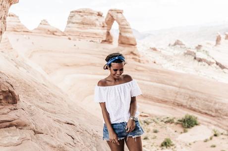 Arches National Park Arches_National_Park-Utah-Dead_Horse_Point-Canyonlands-Off_The_Shoulder_Top-Bandana_Turbant-Converse-Travel_Look-Outfit-Collage_Vintage-64