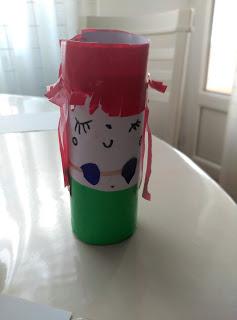 Princesas con rollos de papel higiénico Princesas con rollos de papel higiénico
