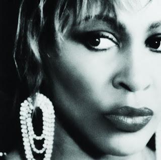 TINA TURNER publica una edición especial de su mítico álbum PRIVATE DANCER para celebrar el 30 aniversario.