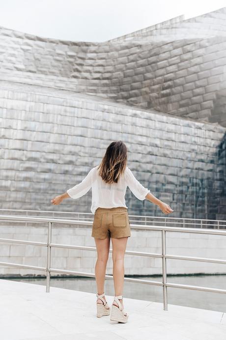 Polo_Ralph_Lauren-Bilbao-Collage_Vintage-Ruffled_Lace_Up_Blouse-Deerskin_Fringe_Short-Cardigan-Raffia_Wedges-Guggenheim-45