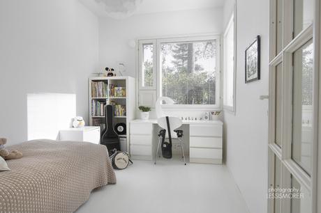 El piso de la semana: BLANCO Y FIBRAS NATURALES UNA PAREJA PERFECTA El piso de la semana: BLANCO Y FIBRAS NATURALES UNA PAREJA PERFECTA