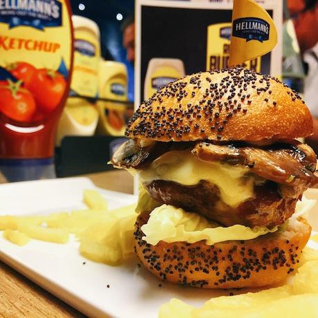 Ruta Burger en Barcelona y Madrid con menú hamburguesa por 10€ ruta burger hellmanns