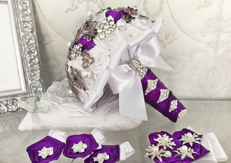 RAMOS DE NOVIA y COMPLEMENTOS PARA TODA LA VIDA RAMOS DE NOVIA y COMPLEMENTOS PARA TODA LA VIDA