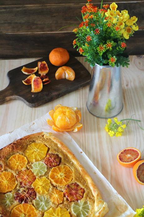 Hojaldre rústico de cítricos y crema de almendras Hojaldre rústico de cítricos y crema de almendras