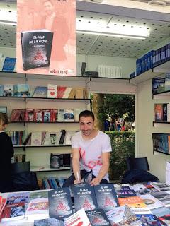 Resumen del primer fin de semana en la Feria del Libro de Madrid en nuestra caseta