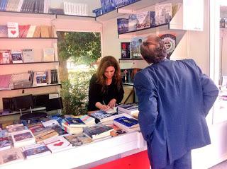 Resumen del primer fin de semana en la Feria del Libro de Madrid en nuestra caseta